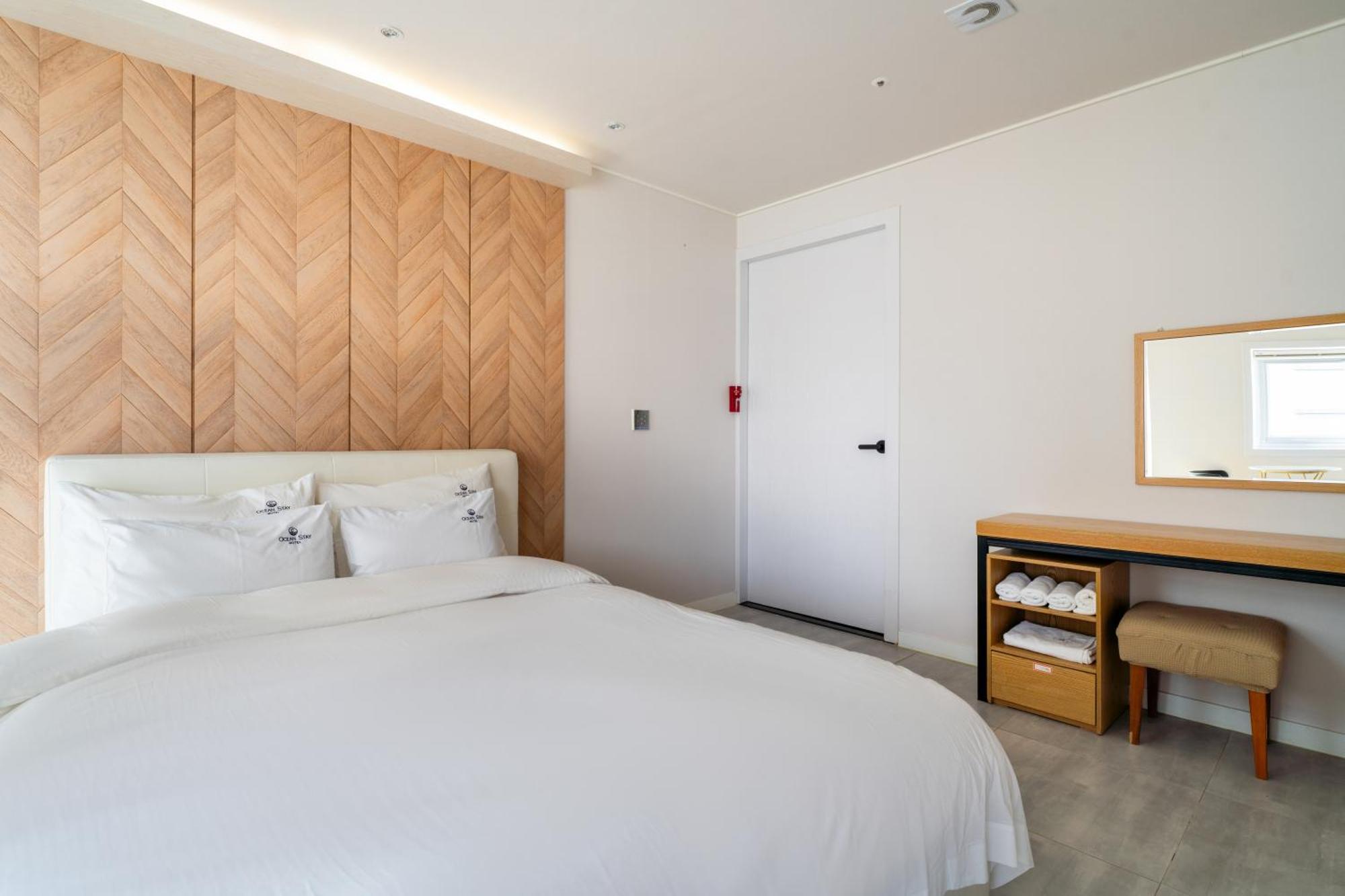 Oceanstay Hotel Пусан Экстерьер фото